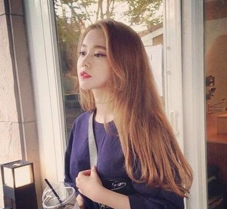 夏天适合染什么颜色的发色