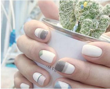 今年最新款美甲图片