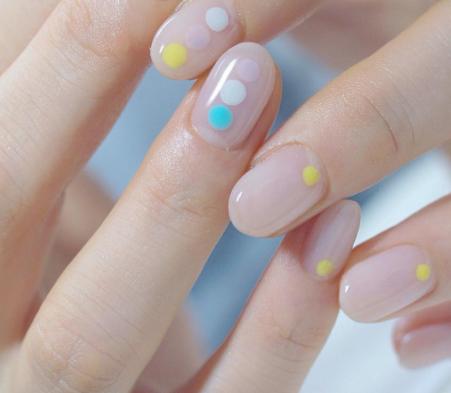 今年最新款美甲图片