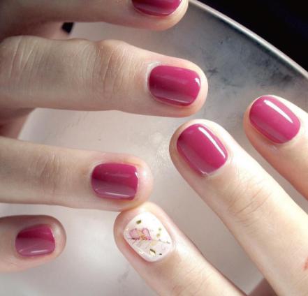 今年最新款美甲图片