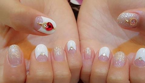 最新美甲图片2017韩国