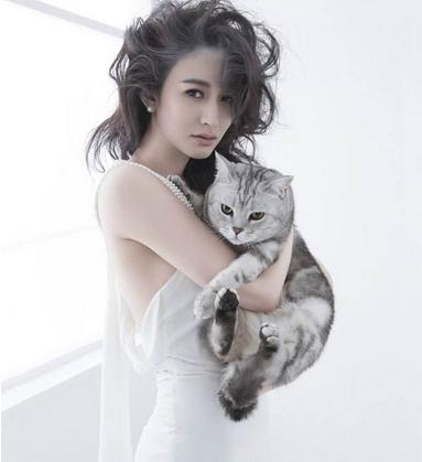 水瓶女喜欢一个人的表现