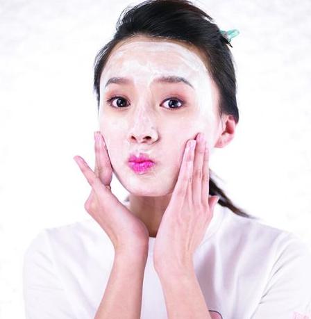 洗面奶的4大误区 洗面奶的正确使用方法