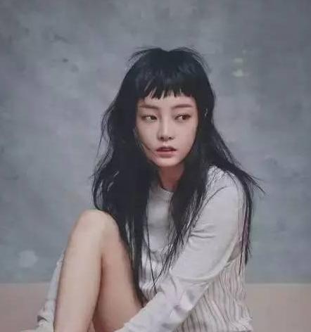 2017齐刘海发型图片女