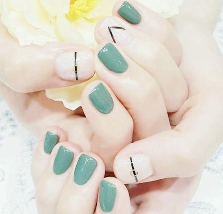 美甲绿色款式图片