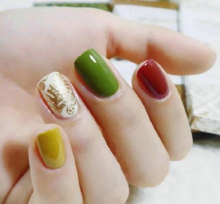 美甲绿色款式图片