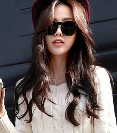 头发多的女生适合什么发型