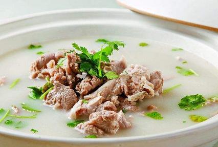 喝什么汤丰胸效果好 喝什么汤丰胸效果好