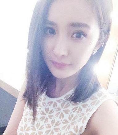 纠结刘海剪短还是留长？女星示范不同脸型的刘海搭配