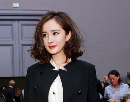 纠结刘海剪短还是留长？女星示范不同脸型的刘海搭配