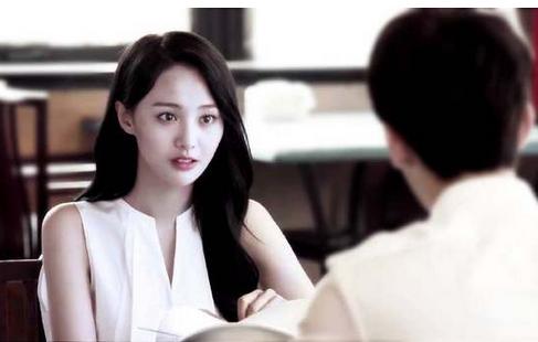 纠结刘海剪短还是留长？女星示范不同脸型的刘海搭配