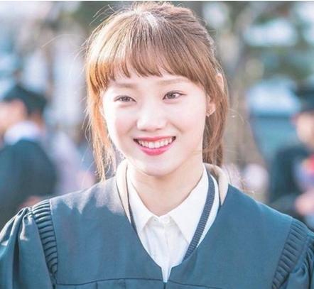 脸型与刘海？如何根据脸型选择适合自己的刘海？