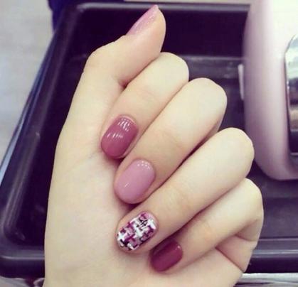 美甲紫色款式图片大全