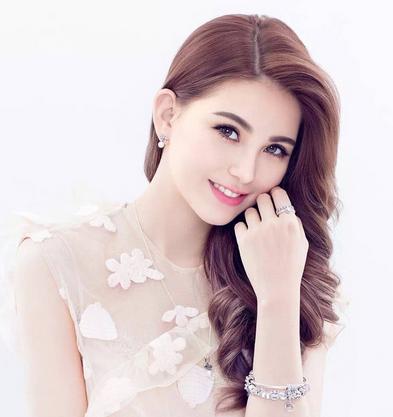 2017长发最新发型