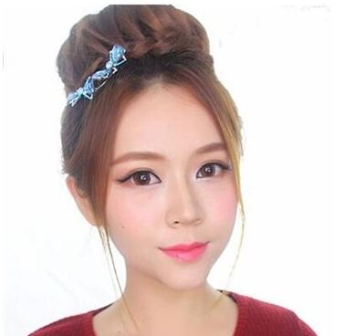 长直发女生扎什么发型好看