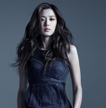 2017人气卷发发型