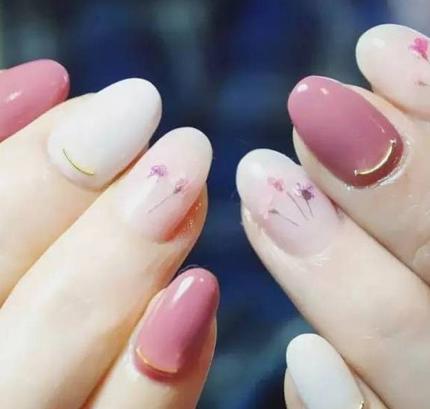 小清新日系干花美甲图片