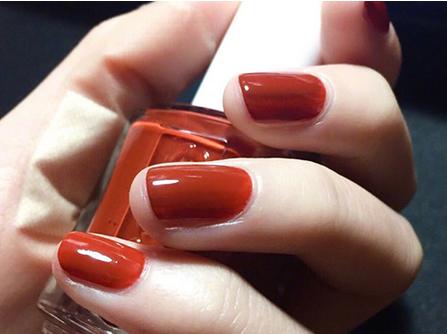 美甲图案简单大方2017 美甲图案简单大方2017