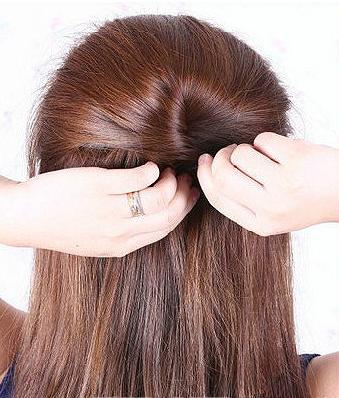 甜美公主头怎么扎