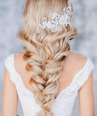 麻花辫太俗？N款好看的麻花辫发型美到你心坎