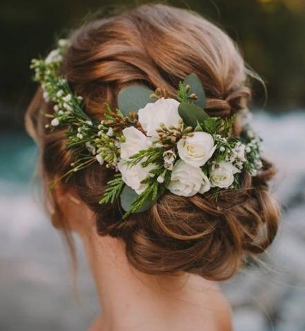 2017最流行的新娘发型 2017最流行的新娘发型