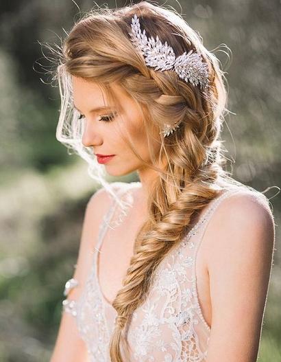 2017最流行的新娘发型 2017最流行的新娘发型