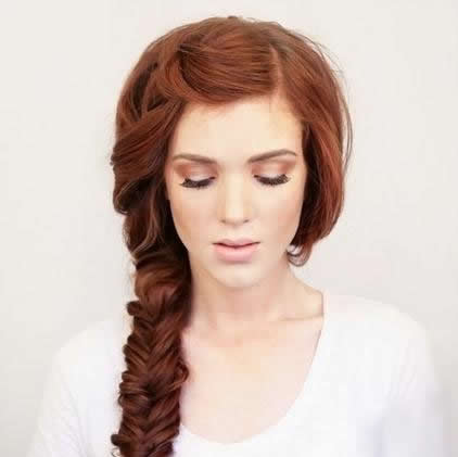 2017最流行的新娘发型 2017最流行的新娘发型