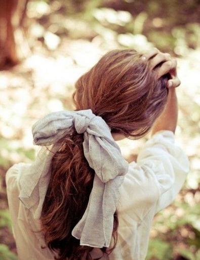 2017年流行马尾辫怎么扎？2017流行扎什么马尾