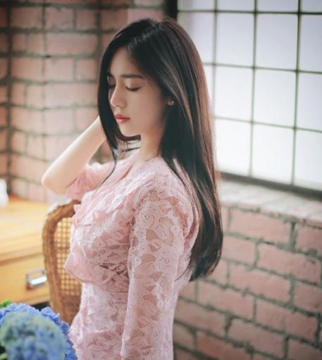 清新中长发发型图片