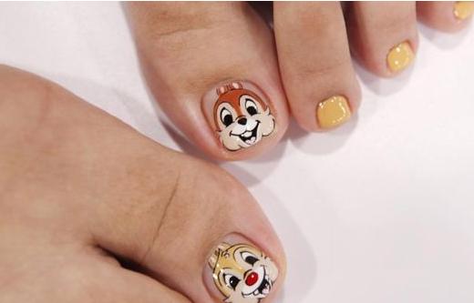 韩国脚美甲图片 韩国脚美甲图片