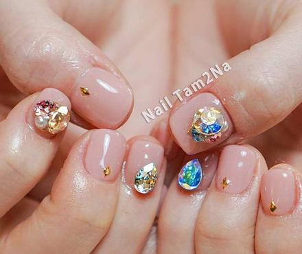 带钻美甲图片2017款式