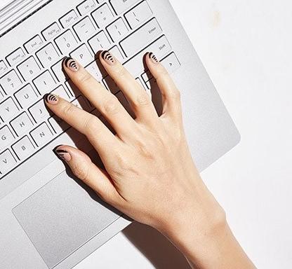 适合夏天的美甲图片