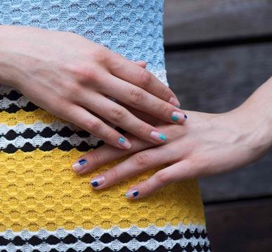 时尚美甲图片2017新款