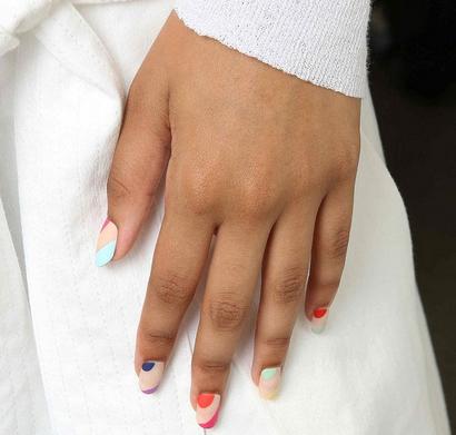 时尚美甲图片2017新款