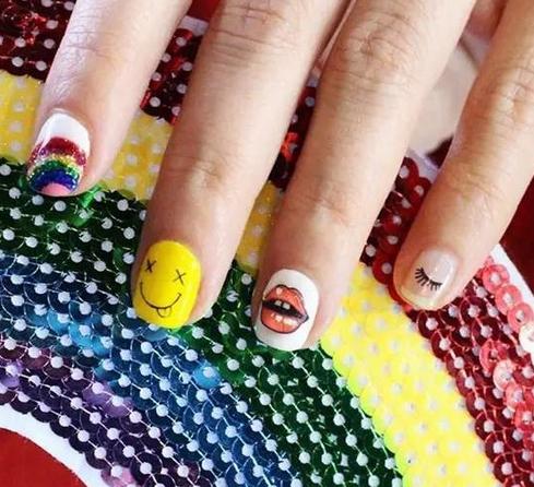 2017新款卡通美甲图