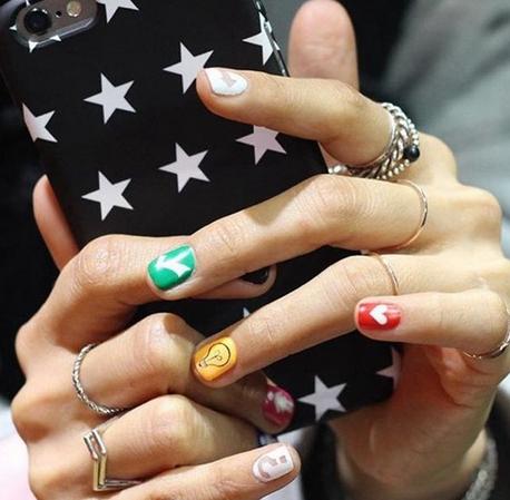 2017新款卡通美甲图