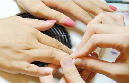 指甲怎么保养 指甲怎么保养