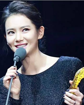 戚薇同款美甲图片