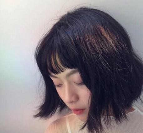 2017年夏季发型流行趋势 夏季染什么发色好看