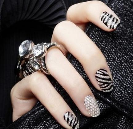 好看的美甲图片2017