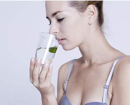 中年女性怎样缩小毛孔