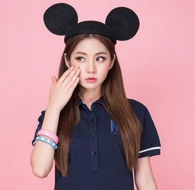 学院风直发发型