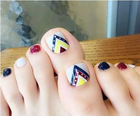 脚趾甲图片2017新款式