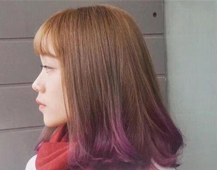 2017流行裙摆染发型