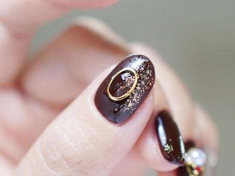 气质钻饰美甲教程