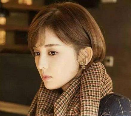 皮肤偏黄适合什么发色