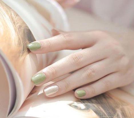 简单美甲图案2017款式