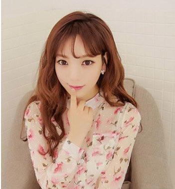 中长发空气刘海发型图片 中长发空气刘海发型图片