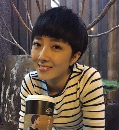 女生短发2017最新帅气发型 女生短发2017最新帅气发型