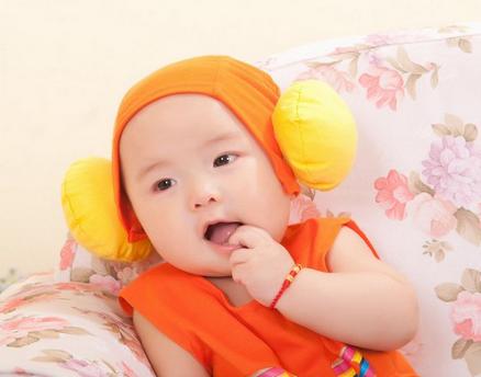 属狗的几月出生最好命阴历男孩